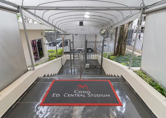 Flat Para 3 Pessoas Com Garagem, Piscina, Academia E Lavanderia